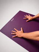 GoalGrip™ + natural texture: excellent friction for Vinyasa, Hatha and Ashtanga, with no PVC or TPE