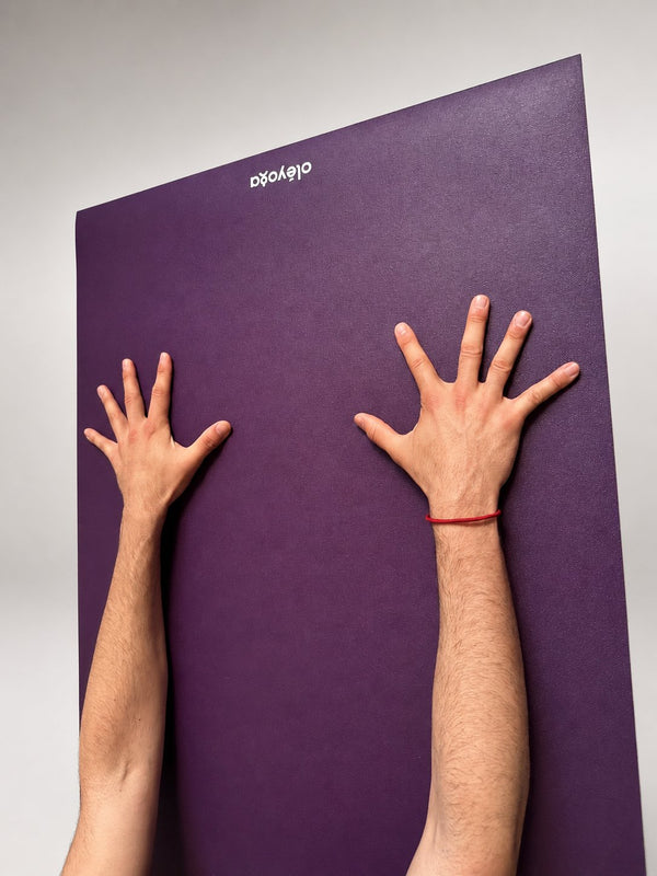 European innovation: heat-fused layers (no adhesives), AirCore™ recycled-rubber core and GoalGrip™ surface