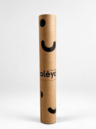 Sustainable packaging: recycled-paper wrap with no extra plastic. Inside, the Eco Daily in 100% natural rubber with GoalGrip™